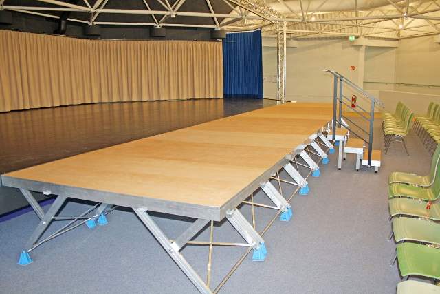 Bütec Schaar 100 - uitbreiding toneel